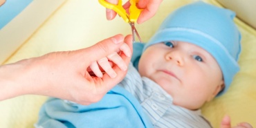 couper ongles de bébé